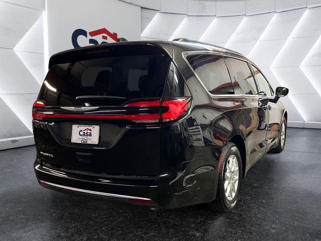 2022 Chrysler Pacifica Touring-L