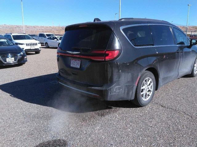 2022 Chrysler Pacifica Touring-L