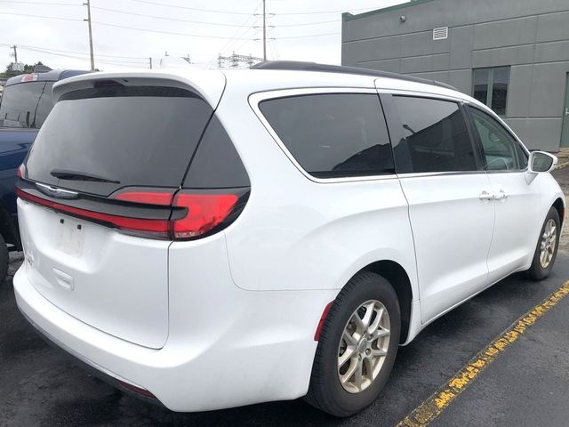 2022 Chrysler Pacifica Touring-L