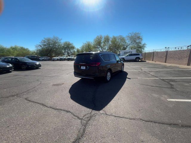 2022 Chrysler Pacifica Touring-L