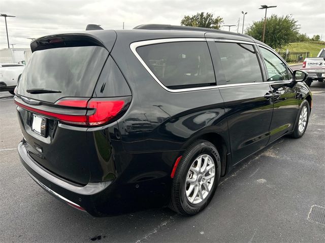 2022 Chrysler Pacifica Touring-L