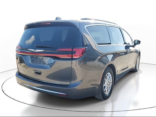 2022 Chrysler Pacifica Touring-L