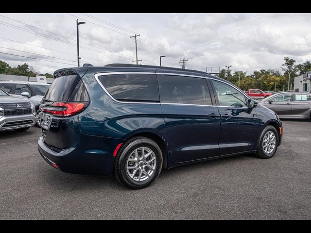 2022 Chrysler Pacifica Touring-L