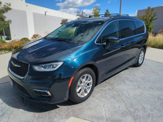 2022 Chrysler Pacifica Touring-L