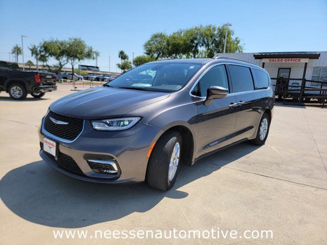 2022 Chrysler Pacifica Touring-L