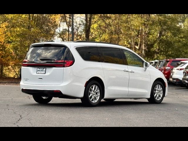 2022 Chrysler Pacifica Touring-L