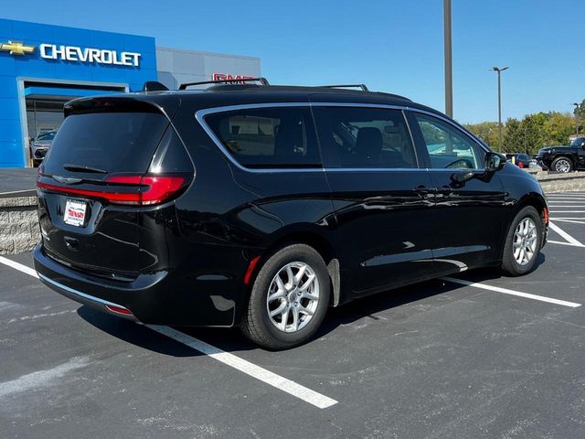 2022 Chrysler Pacifica Touring-L