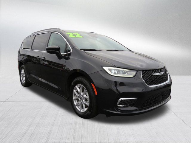 2022 Chrysler Pacifica Touring-L