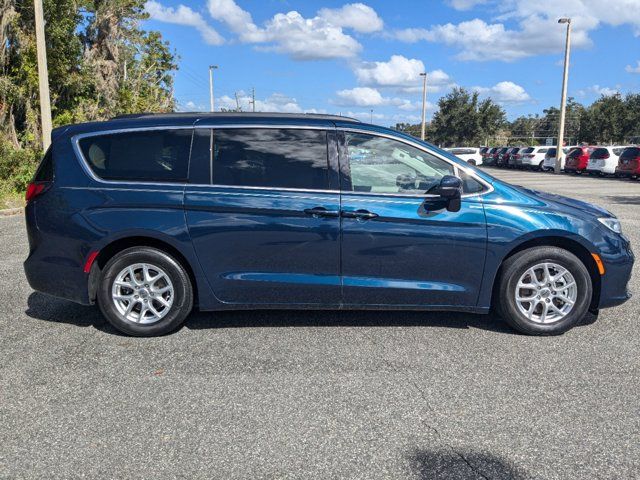 2022 Chrysler Pacifica Touring-L