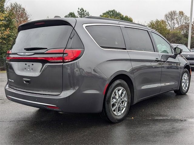 2022 Chrysler Pacifica Touring-L