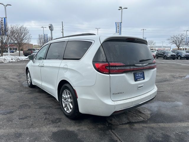 2022 Chrysler Pacifica Touring-L