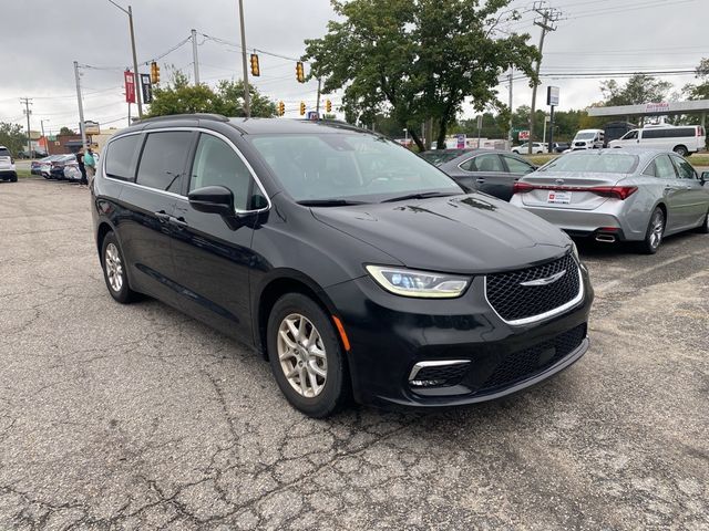 2022 Chrysler Pacifica Touring-L