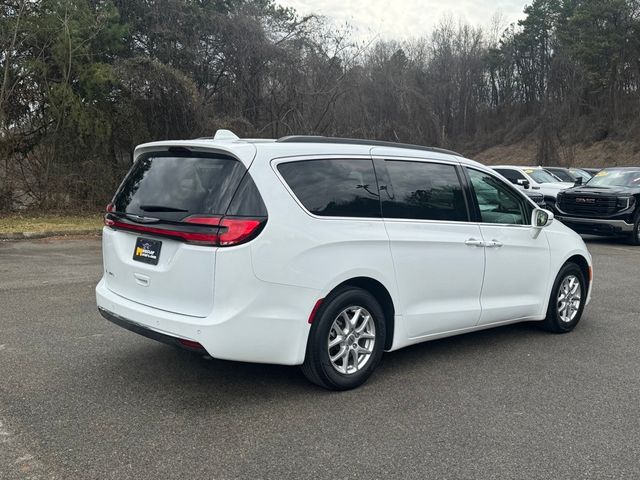 2022 Chrysler Pacifica Touring-L