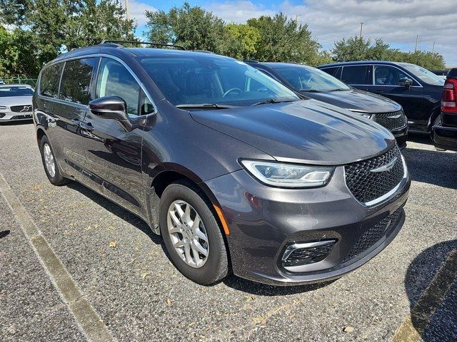 2022 Chrysler Pacifica Touring-L