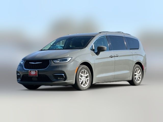 2022 Chrysler Pacifica Touring-L