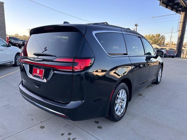 2022 Chrysler Pacifica Touring-L