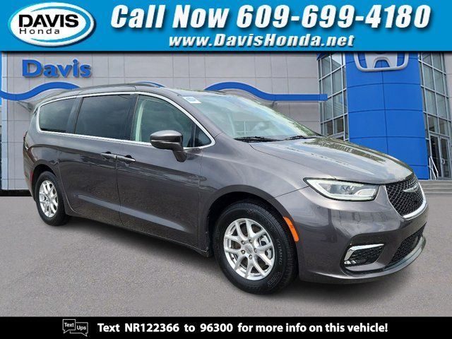 2022 Chrysler Pacifica Touring-L