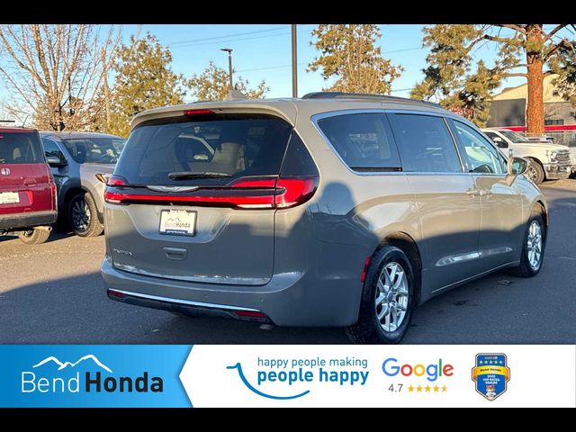 2022 Chrysler Pacifica Touring-L