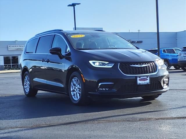 2022 Chrysler Pacifica Touring-L