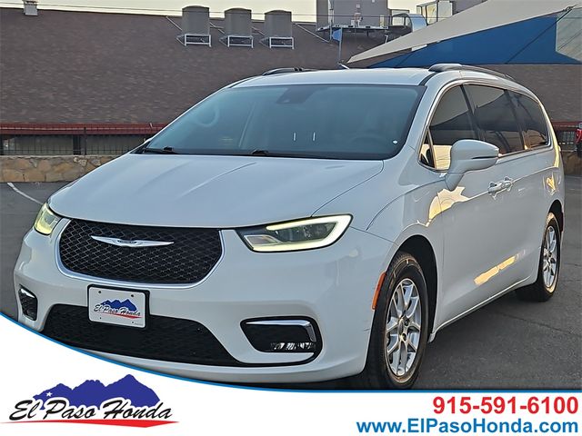 2022 Chrysler Pacifica Touring-L