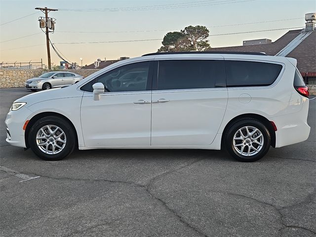 2022 Chrysler Pacifica Touring-L