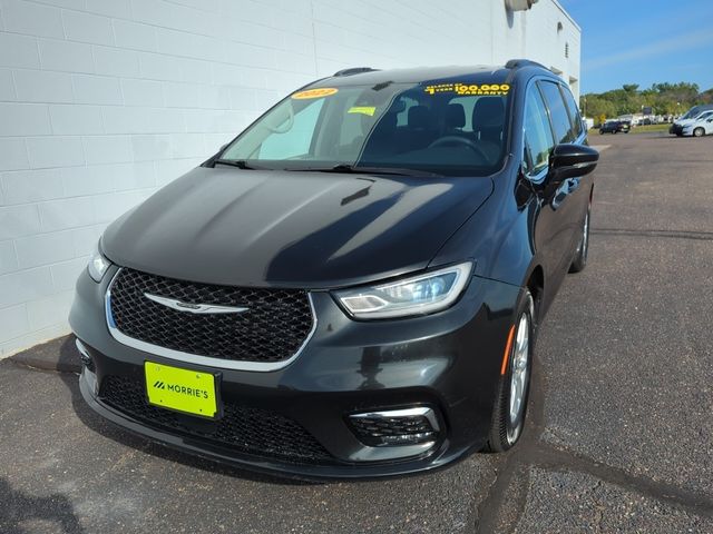 2022 Chrysler Pacifica Touring-L