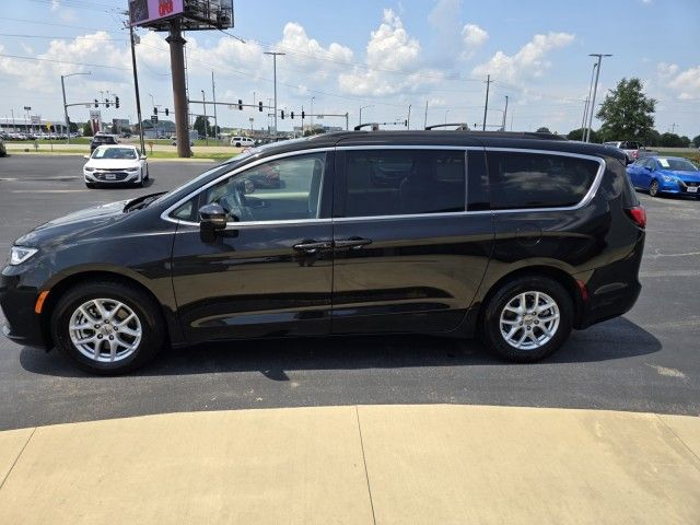 2022 Chrysler Pacifica Touring-L