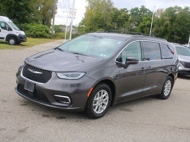 2022 Chrysler Pacifica Touring-L