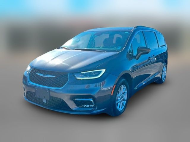 2022 Chrysler Pacifica Touring-L