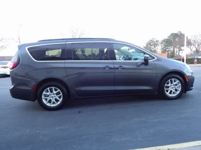 2022 Chrysler Pacifica Touring-L