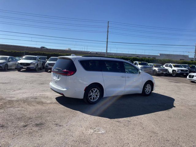 2022 Chrysler Pacifica Touring-L