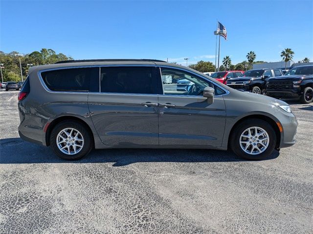 2022 Chrysler Pacifica Touring-L