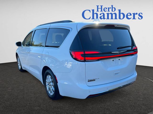 2022 Chrysler Pacifica Touring-L