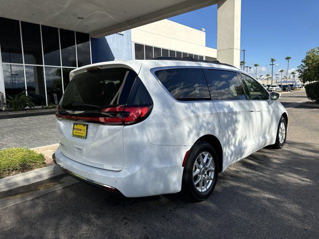 2022 Chrysler Pacifica Touring-L