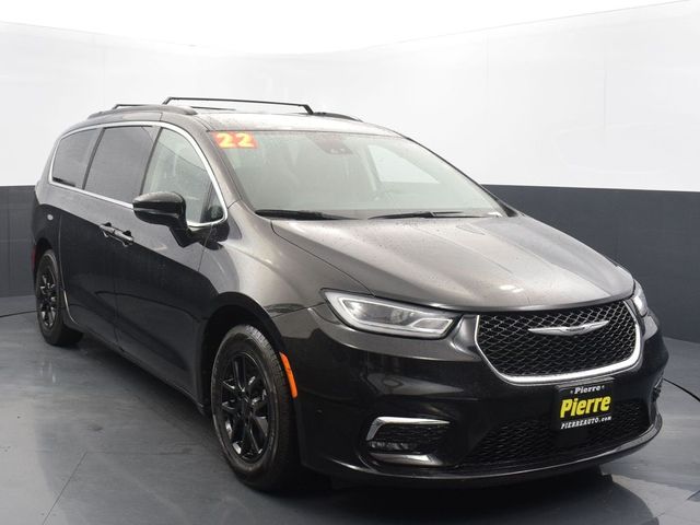 2022 Chrysler Pacifica Touring-L