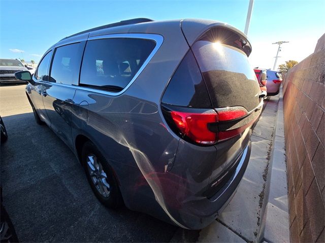 2022 Chrysler Pacifica Touring-L