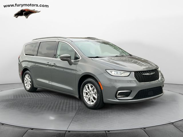 2022 Chrysler Pacifica Touring-L