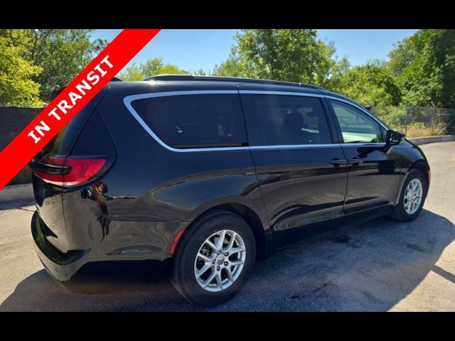 2022 Chrysler Pacifica Touring-L