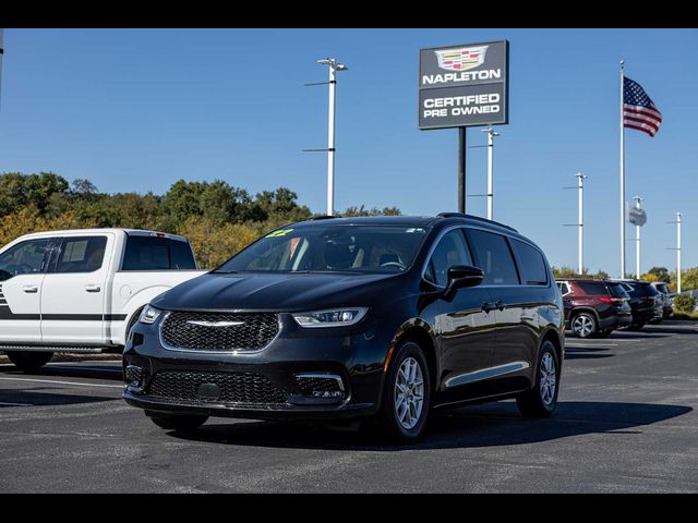 2022 Chrysler Pacifica Touring-L