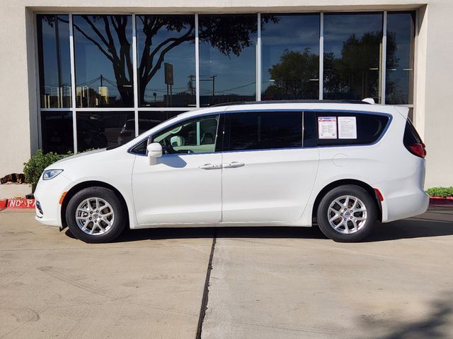 2022 Chrysler Pacifica Touring-L