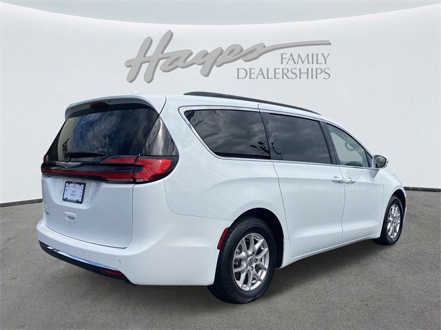 2022 Chrysler Pacifica Touring-L