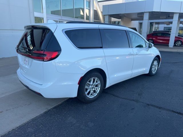 2022 Chrysler Pacifica Touring-L