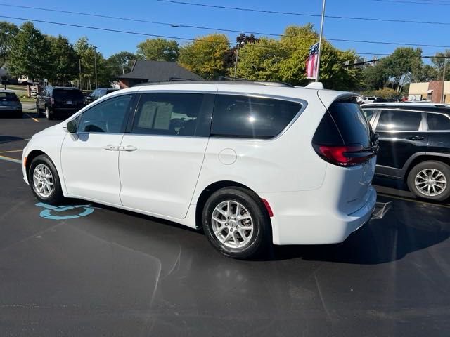 2022 Chrysler Pacifica Touring-L