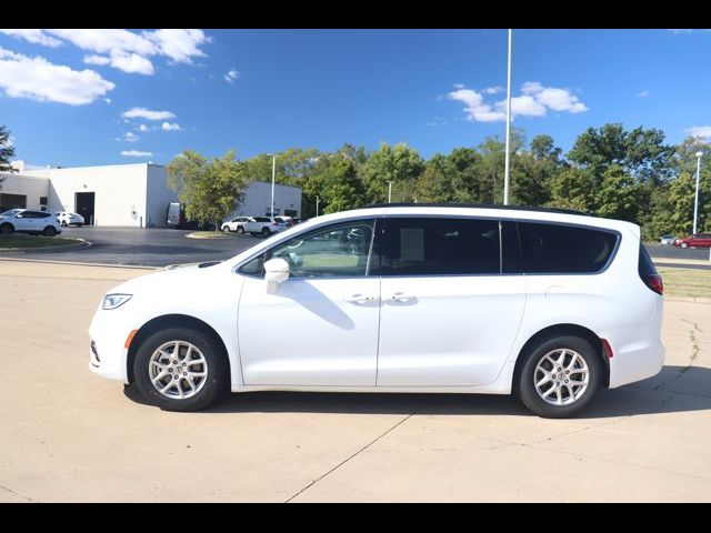 2022 Chrysler Pacifica Touring-L