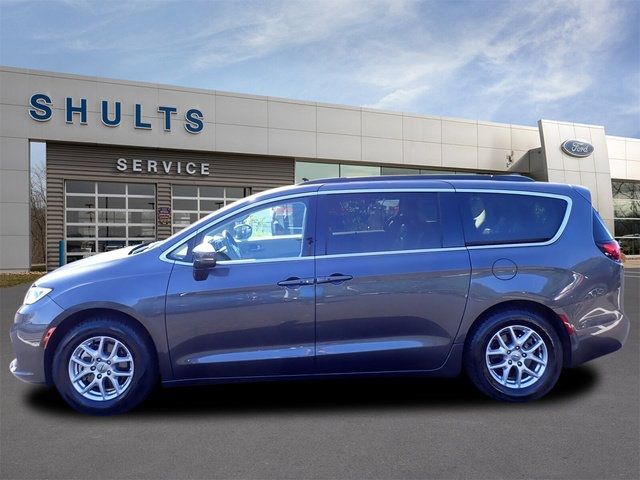 2022 Chrysler Pacifica Touring-L