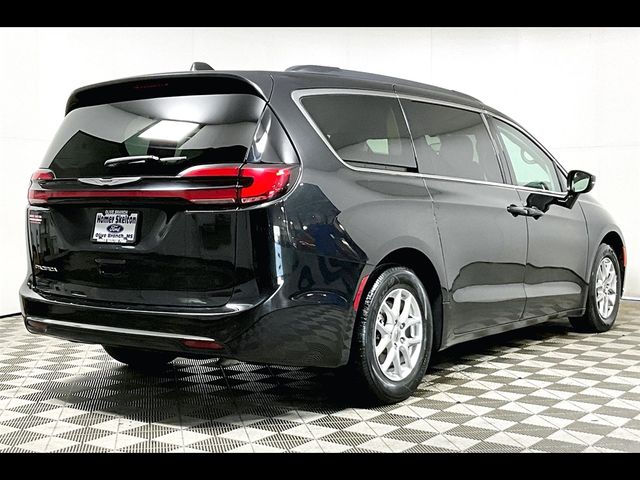 2022 Chrysler Pacifica Touring-L