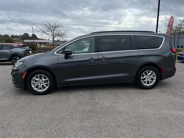 2022 Chrysler Pacifica Touring-L