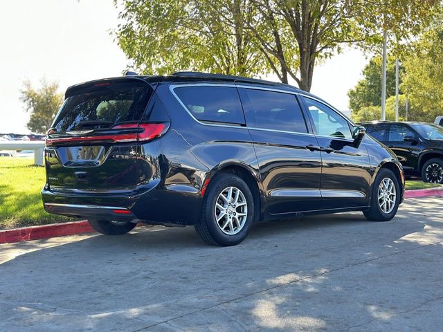 2022 Chrysler Pacifica Touring-L