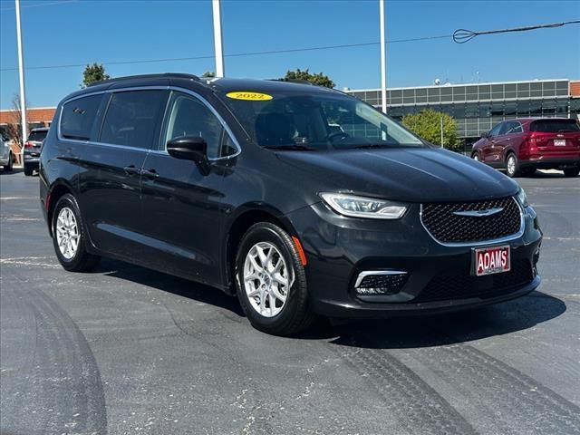 2022 Chrysler Pacifica Touring-L