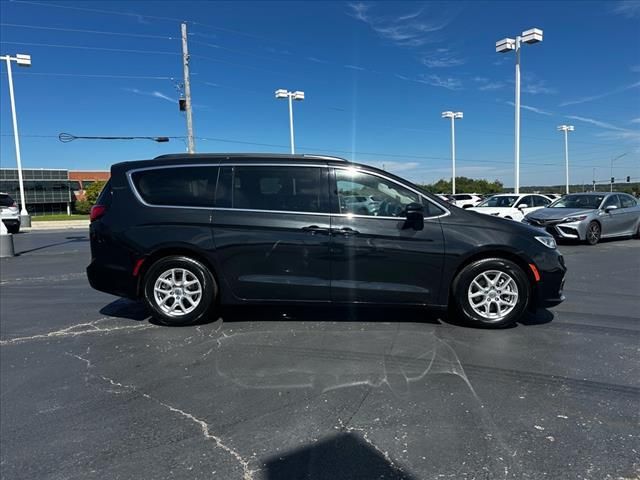 2022 Chrysler Pacifica Touring-L